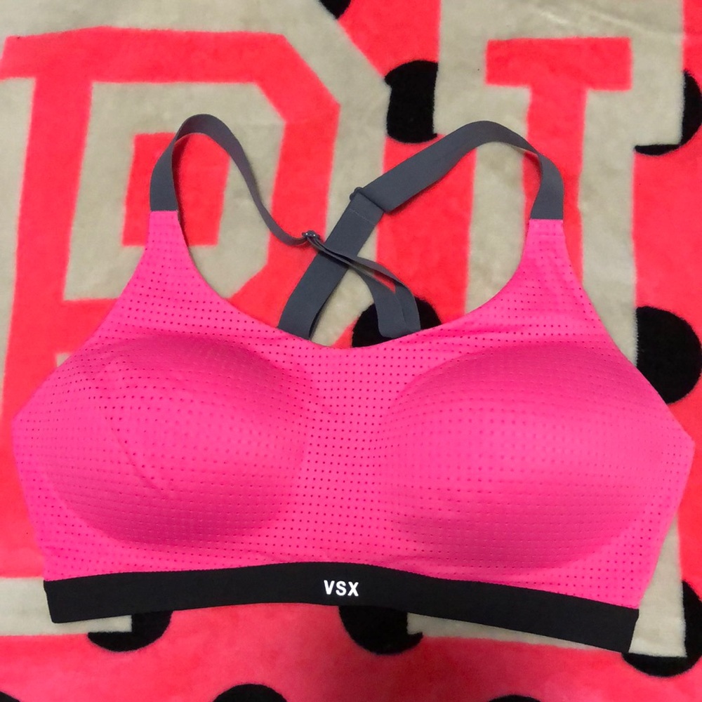 Victoria secret sports bra 36d